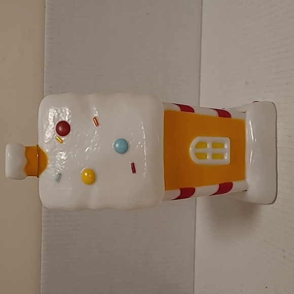 NWT Holiday Time Gingerbread House Blow Mold - Picture 3 of 15